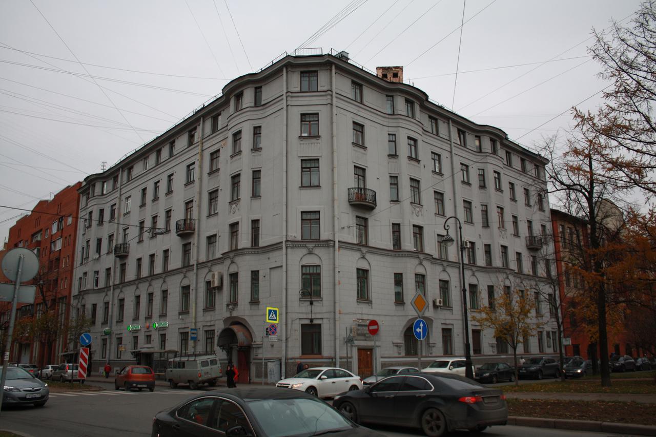 Ficus Vandrarhem Sankt Petersburg Exteriör bild